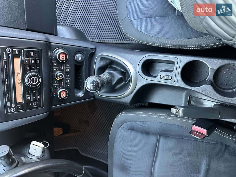 Внедорожник / Кроссовер Nissan Qashqai 2010 в Кицмани фото 25 Внедорожник / Кроссовер Nissan Qashqai 2010 в Кицмани