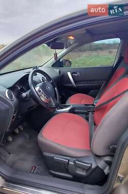 Внедорожник / Кроссовер Nissan Qashqai 2007 в 