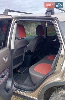Внедорожник / Кроссовер Nissan Qashqai 2007 в 