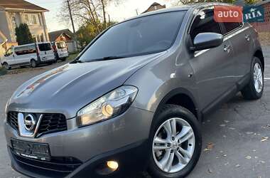 Внедорожник / Кроссовер Nissan Qashqai 2012 в 