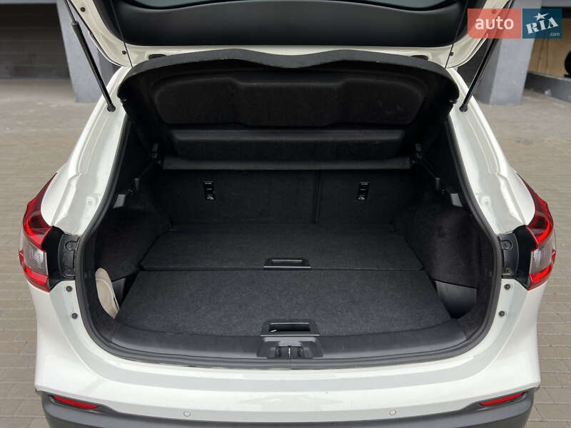 Внедорожник / Кроссовер Nissan Qashqai 2019 в Киеве