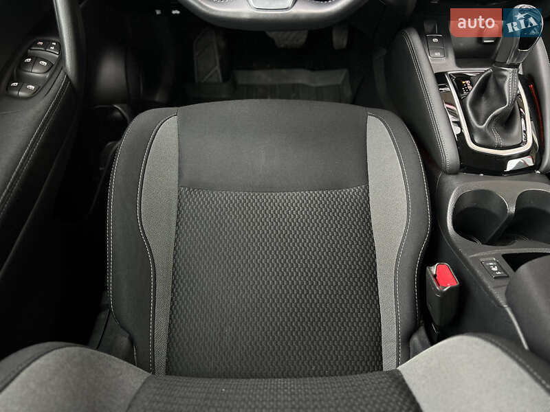 Внедорожник / Кроссовер Nissan Qashqai 2019 в Киеве