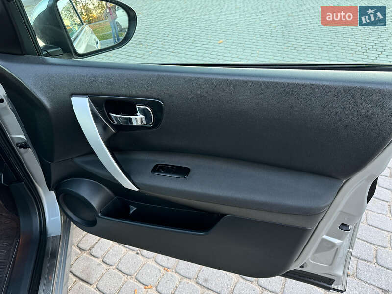 Позашляховик / Кросовер Nissan Qashqai 2012 в Стрию фото 116 Позашляховик / Кросовер Nissan Qashqai 2012 в Стрию