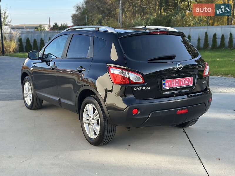 Внедорожник / Кроссовер Nissan Qashqai 2010 в Луцке