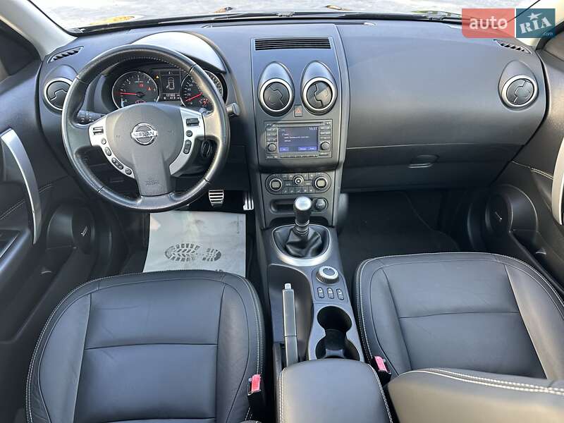 Внедорожник / Кроссовер Nissan Qashqai 2010 в Луцке