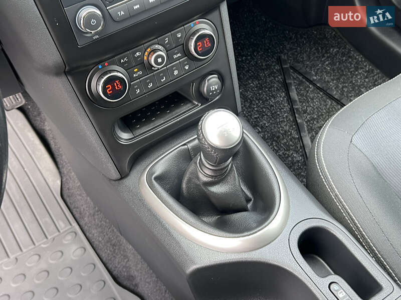 Внедорожник / Кроссовер Nissan Qashqai 2011 в Нововолынске