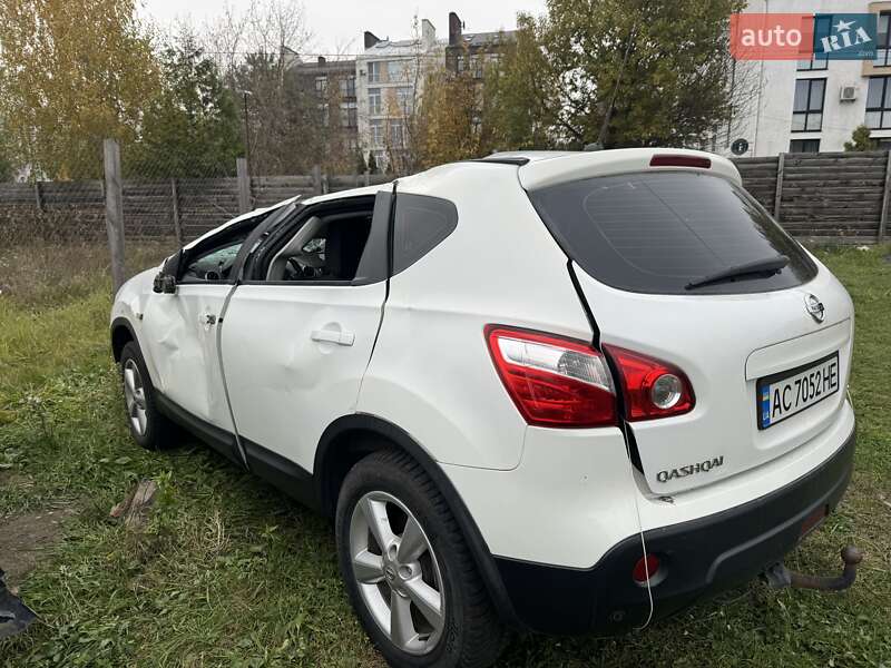 Внедорожник / Кроссовер Nissan Qashqai 2008 в Белогородке