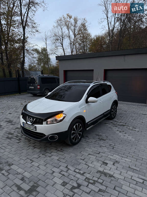 Внедорожник / Кроссовер Nissan Qashqai 2010 в Борщеве