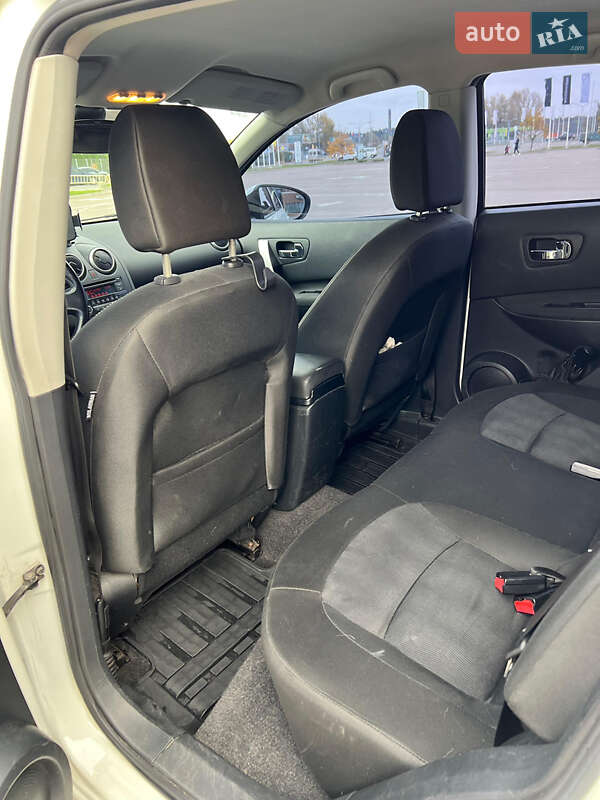 Позашляховик / Кросовер Nissan Qashqai 2012 в Києві фото 6 Позашляховик / Кросовер Nissan Qashqai 2012 в Києві