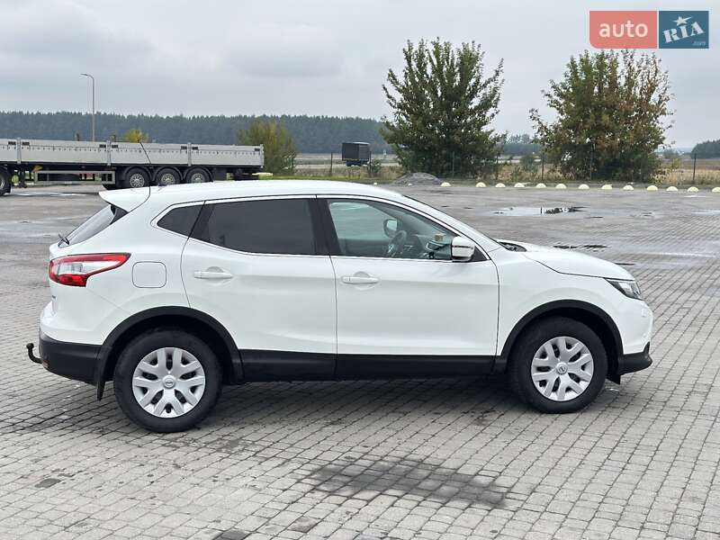 Внедорожник / Кроссовер Nissan Qashqai 2015 в Радивилове фото 9 Внедорожник / Кроссовер Nissan Qashqai 2015 в Радивилове