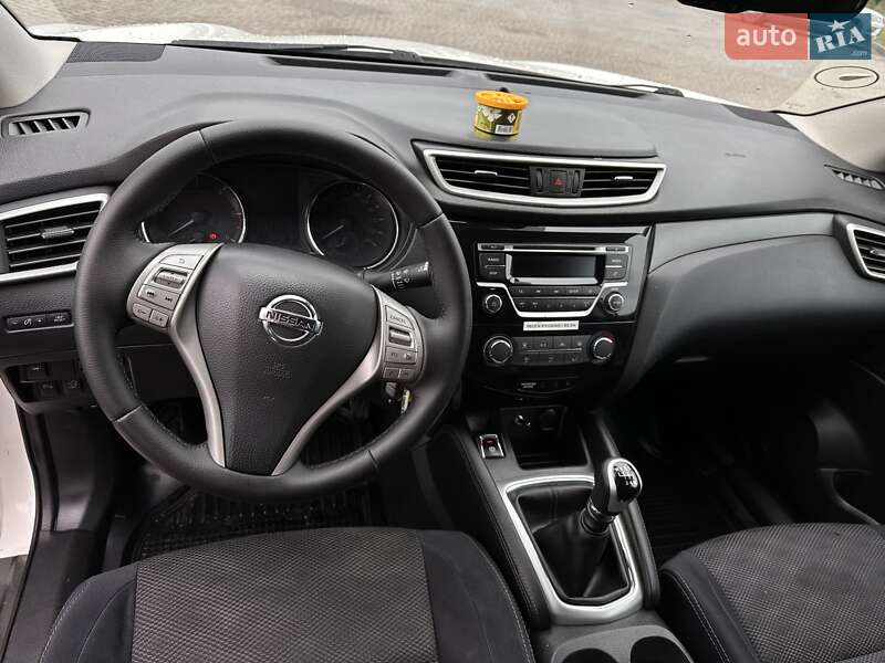 Внедорожник / Кроссовер Nissan Qashqai 2015 в Радивилове фото 23 Внедорожник / Кроссовер Nissan Qashqai 2015 в Радивилове