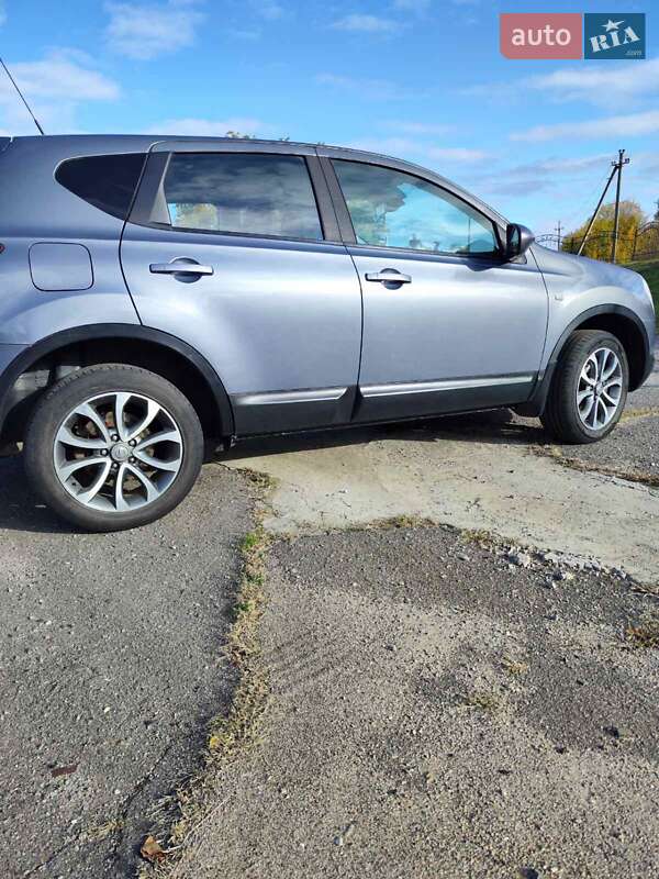Позашляховик / Кросовер Nissan Qashqai 2008 в Черкасах