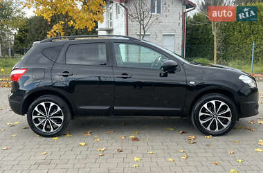 Внедорожник / Кроссовер Nissan Qashqai 2013 в 