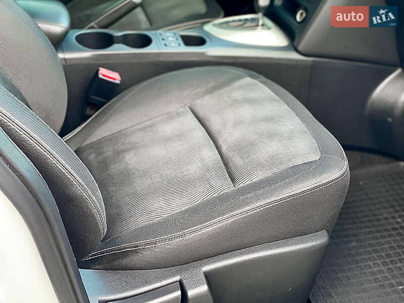 Позашляховик / Кросовер Nissan Qashqai 2011 в Дніпрі фото 17 Позашляховик / Кросовер Nissan Qashqai 2011 в Дніпрі