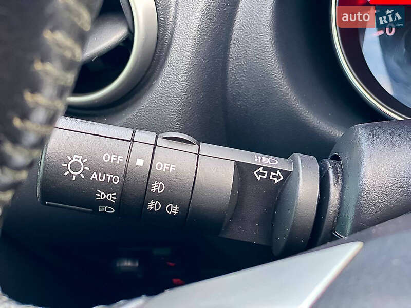 Позашляховик / Кросовер Nissan Qashqai 2011 в Дніпрі фото 30 Позашляховик / Кросовер Nissan Qashqai 2011 в Дніпрі