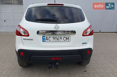 Внедорожник / Кроссовер Nissan Qashqai 2010 в 