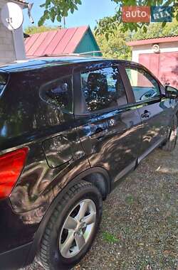 Внедорожник / Кроссовер Nissan Qashqai 2008 в 