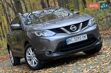 Внедорожник / Кроссовер Nissan Qashqai 2015 в 