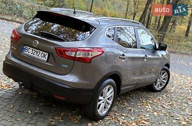 Внедорожник / Кроссовер Nissan Qashqai 2015 в 