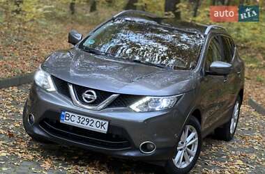 Внедорожник / Кроссовер Nissan Qashqai 2015 в 