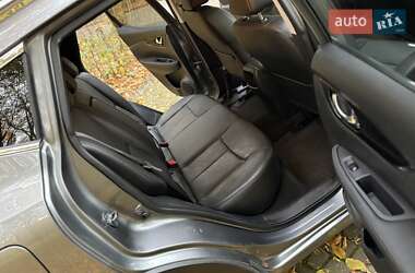 Внедорожник / Кроссовер Nissan Qashqai 2015 в 