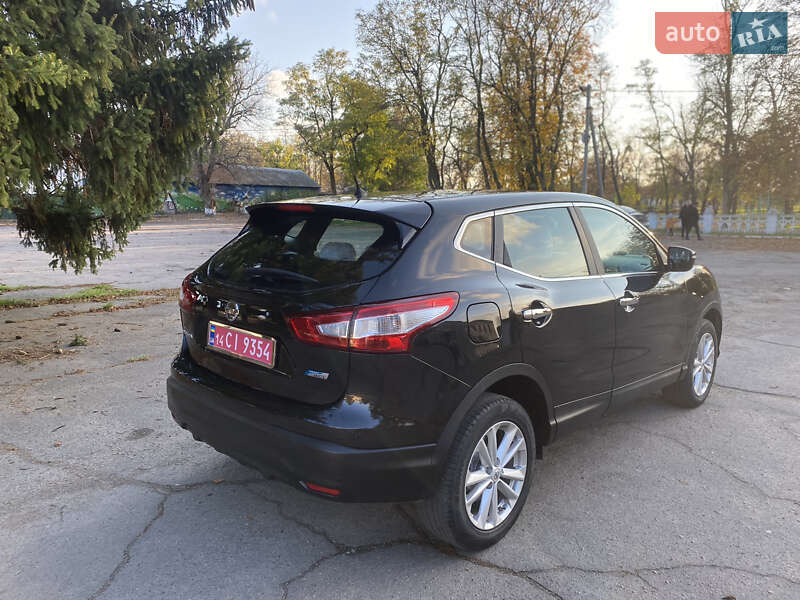 Позашляховик / Кросовер Nissan Qashqai 2014 в Новоархангельську фото 5 Позашляховик / Кросовер Nissan Qashqai 2014 в Новоархангельську