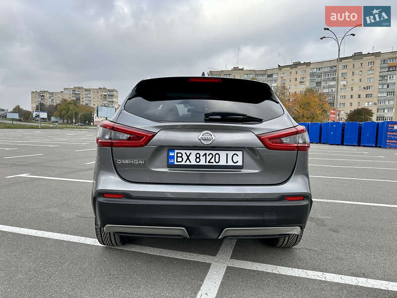 Позашляховик / Кросовер Nissan Qashqai 2017 в Кам'янець-Подільському