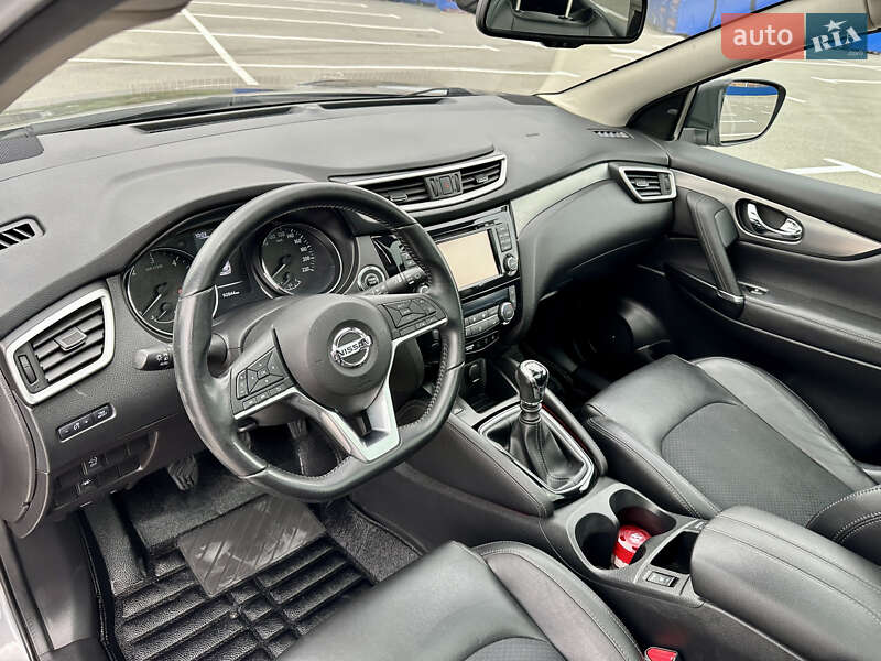 Позашляховик / Кросовер Nissan Qashqai 2017 в Кам'янець-Подільському