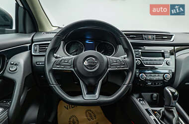 Внедорожник / Кроссовер Nissan Qashqai 2017 в 