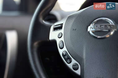 Позашляховик / Кросовер Nissan Qashqai 2012 в  фото 15 Позашляховик / Кросовер Nissan Qashqai 2012 в