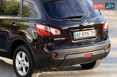 Позашляховик / Кросовер Nissan Qashqai 2012 в  фото 20 Позашляховик / Кросовер Nissan Qashqai 2012 в