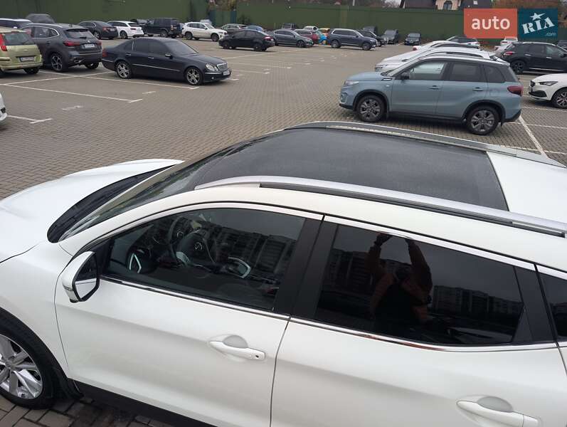 Внедорожник / Кроссовер Nissan Qashqai 2017 в Киеве