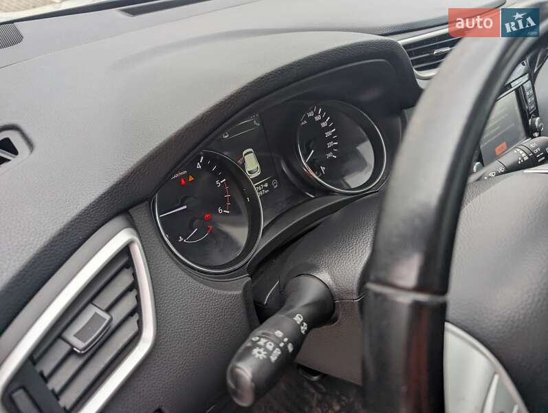 Внедорожник / Кроссовер Nissan Qashqai 2017 в Киеве