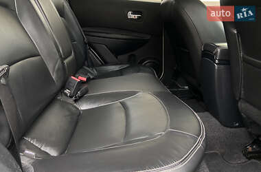 Внедорожник / Кроссовер Nissan Qashqai 2012 в 
