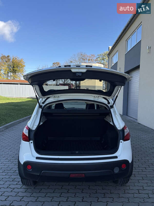 Внедорожник / Кроссовер Nissan Qashqai 2010 в Радехове