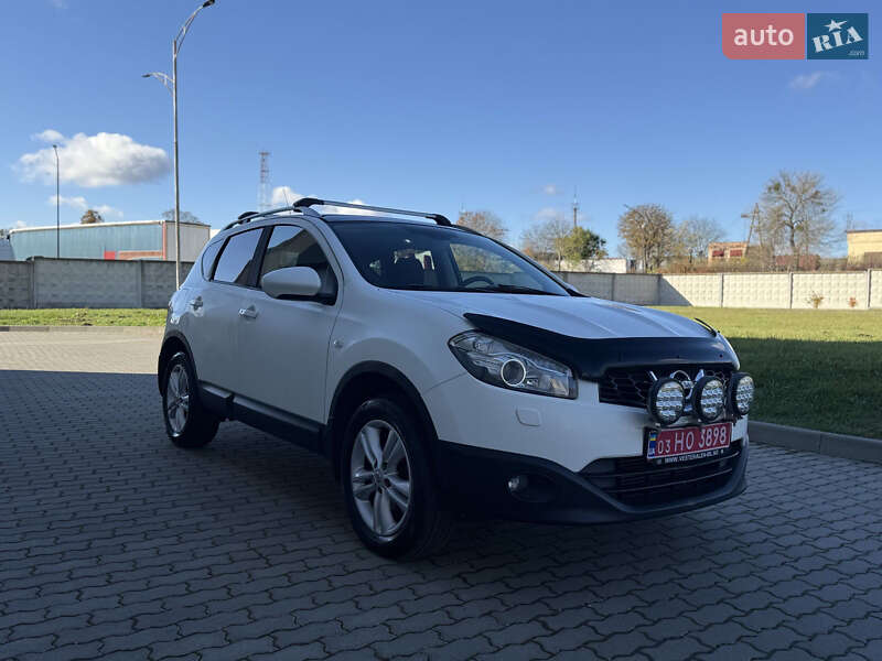 Внедорожник / Кроссовер Nissan Qashqai 2010 в Радехове