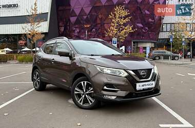 Позашляховик / Кросовер Nissan Qashqai 2017 в Києві