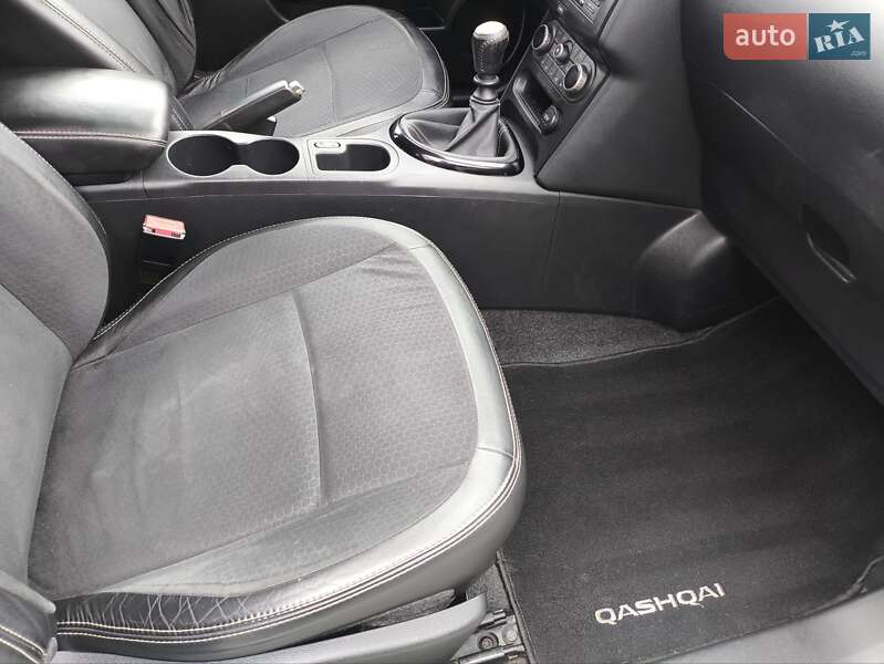 Внедорожник / Кроссовер Nissan Qashqai 2012 в Звягеле фото 41 Внедорожник / Кроссовер Nissan Qashqai 2012 в Звягеле