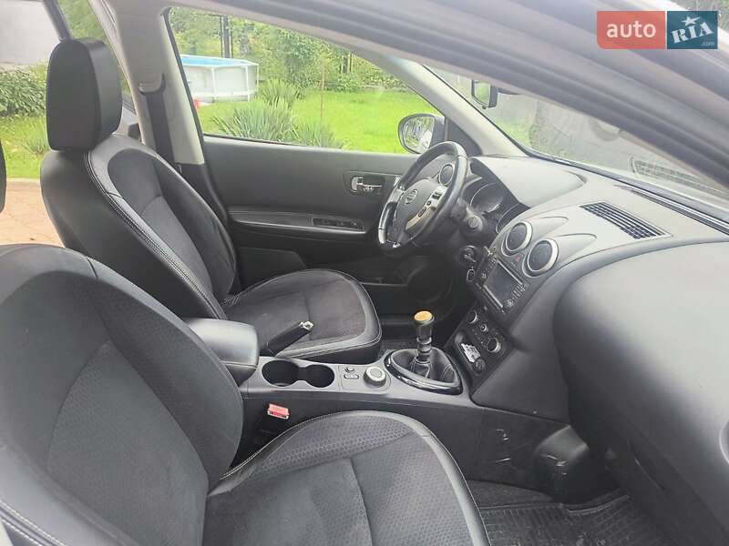 Позашляховик / Кросовер Nissan Qashqai 2013 в Івано-Франківську