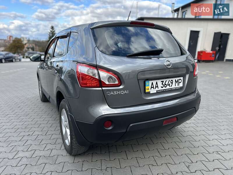 Позашляховик / Кросовер Nissan Qashqai 2011 в Хмельницькому фото 13 Позашляховик / Кросовер Nissan Qashqai 2011 в Хмельницькому