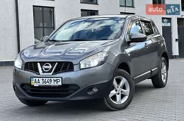 Внедорожник / Кроссовер Nissan Qashqai 2011 в Хмельницком