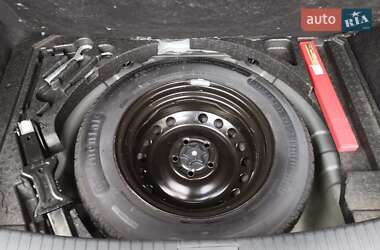 Внедорожник / Кроссовер Nissan Qashqai 2012 в 