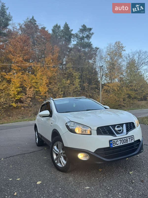 Позашляховик / Кросовер Nissan Qashqai 2011 в Долині