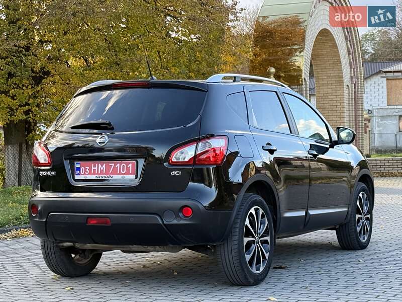 Внедорожник / Кроссовер Nissan Qashqai 2013 в Бродах