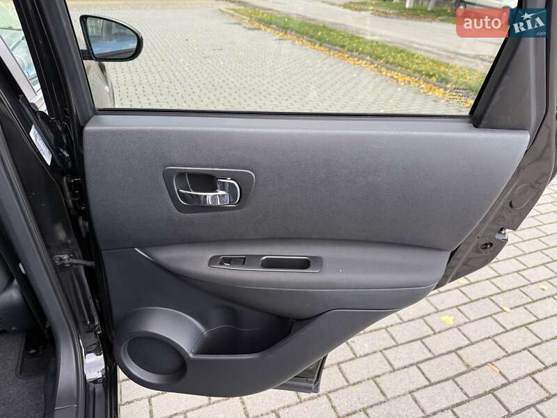 Внедорожник / Кроссовер Nissan Qashqai 2013 в Бродах