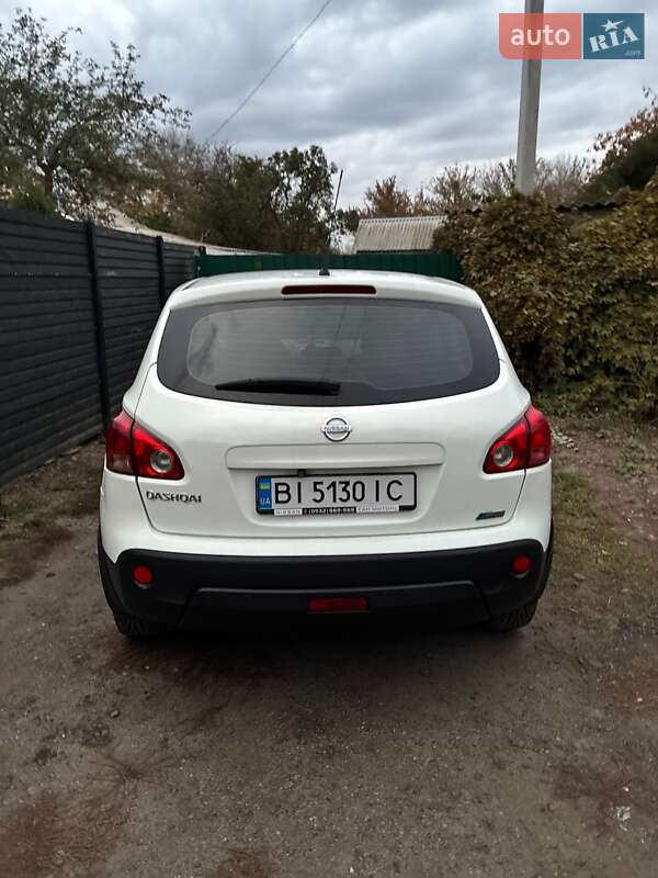 Внедорожник / Кроссовер Nissan Qashqai 2009 в Полтаве