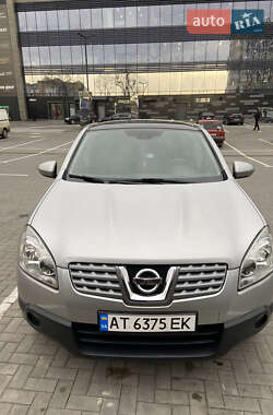 Внедорожник / Кроссовер Nissan Qashqai 2009 в Ивано-Франковске