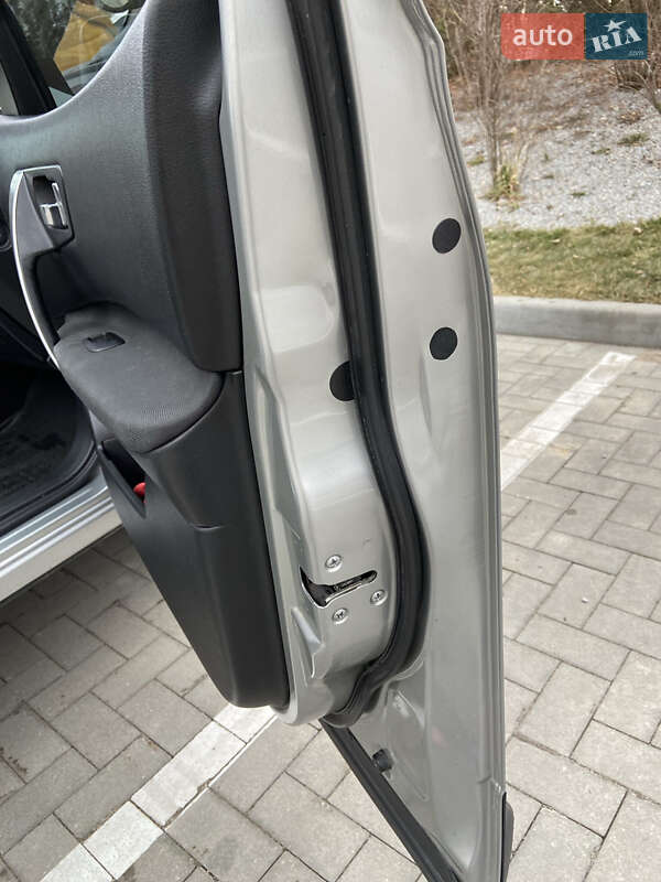 Позашляховик / Кросовер Nissan Qashqai 2009 в Івано-Франківську