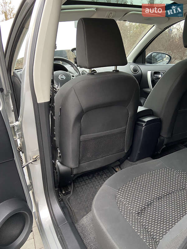 Позашляховик / Кросовер Nissan Qashqai 2009 в Івано-Франківську