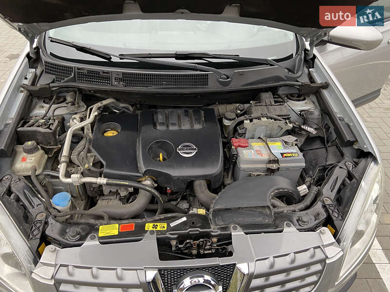 Позашляховик / Кросовер Nissan Qashqai 2009 в Івано-Франківську